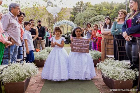Fotografo para Casamento-Bom Repouso-Cambui-Senador Amaral-estiva-camanducaia-Corrego Bom Do Jesus-Borda da Mata-Tocos do Mogim- minas Gerais'