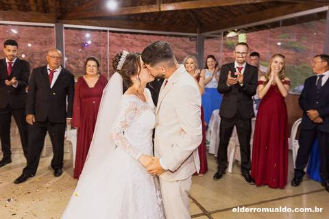 Fotografo para Casamento-Bom Repouso-Cambui-Senador Amaral-estiva-camanducaia-Corrego Bom Do Jesus-Borda da Mata-Tocos do Mogim- minas Gerais'