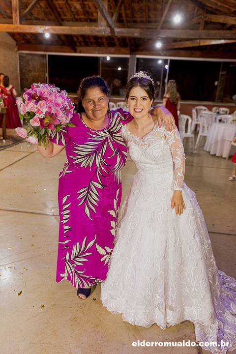 Fotografo para Casamento-Bom Repouso-Cambui-Senador Amaral-estiva-camanducaia-Corrego Bom Do Jesus-Borda da Mata-Tocos do Mogim- minas Gerais'