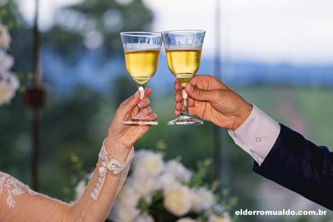 Fotografo para Casamento-Bom Repouso-Cambui-Senador Amaral-estiva-camanducaia-Corrego Bom Do Jesus-Borda da Mata-Tocos do Mogim- minas Gerais'