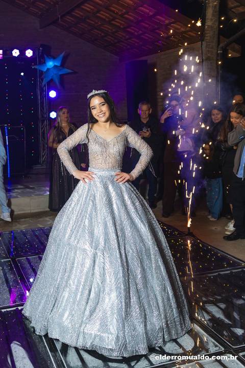 Fotógrafo - Casamentos - Pré Wedding - Ensaios - Aniversário de 15 anos - Debutante - Cambuí - Sul de Minas - Fotógrafo para Casamento - Bom Repouso - Cambuí - Senador Amaral - Estiva - Camanducaia. Fotógrafo - Borda da Mata.'