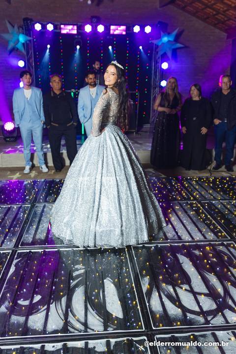 Fotógrafo - Casamentos - Pré Wedding - Ensaios - Aniversário de 15 anos - Debutante - Cambuí - Sul de Minas - Fotógrafo para Casamento - Bom Repouso - Cambuí - Senador Amaral - Estiva - Camanducaia. Fotógrafo - Borda da Mata.'