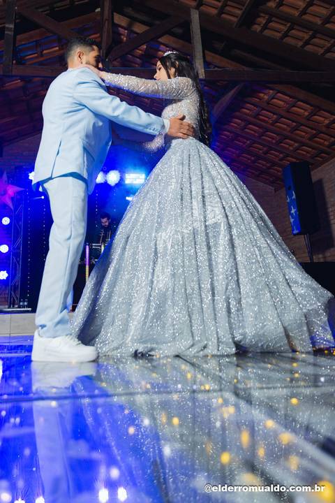 Fotógrafo - Casamentos - Pré Wedding - Ensaios - Aniversário de 15 anos - Debutante - Cambuí - Sul de Minas - Fotógrafo para Casamento - Bom Repouso - Cambuí - Senador Amaral - Estiva - Camanducaia. Fotógrafo - Borda da Mata.'