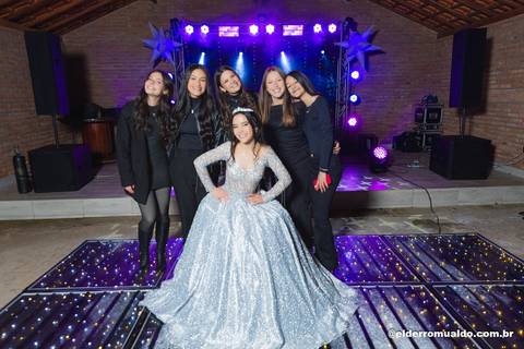 Fotógrafo - Casamentos - Pré Wedding - Ensaios - Aniversário de 15 anos - Debutante - Cambuí - Sul de Minas - Fotógrafo para Casamento - Bom Repouso - Cambuí - Senador Amaral - Estiva - Camanducaia. Fotógrafo - Borda da Mata.'