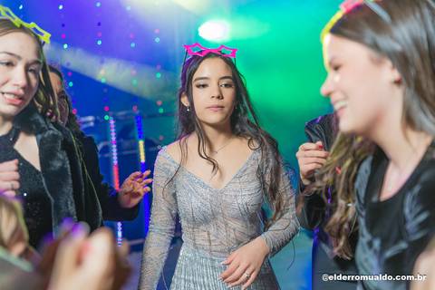 Fotógrafo - Casamentos - Pré Wedding - Ensaios - Aniversário de 15 anos - Debutante - Cambuí - Sul de Minas - Fotógrafo para Casamento - Bom Repouso - Cambuí - Senador Amaral - Estiva - Camanducaia. Fotógrafo - Borda da Mata.'