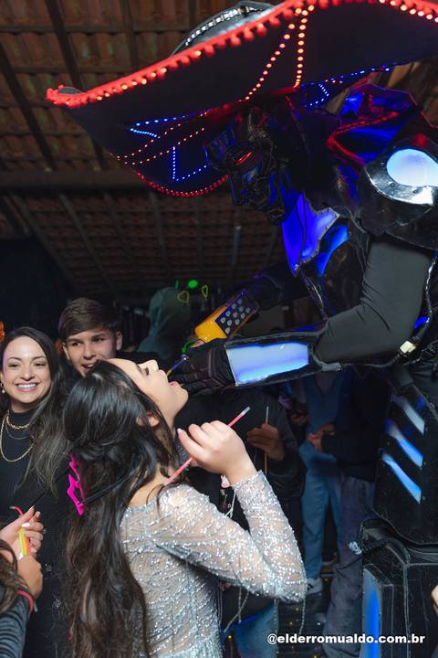 Fotógrafo - Casamentos - Pré Wedding - Ensaios - Aniversário de 15 anos - Debutante - Cambuí - Sul de Minas - Fotógrafo para Casamento - Bom Repouso - Cambuí - Senador Amaral - Estiva - Camanducaia. Fotógrafo - Borda da Mata.'