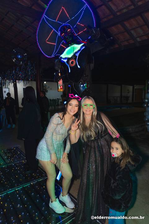 Fotógrafo - Casamentos - Pré Wedding - Ensaios - Aniversário de 15 anos - Debutante - Cambuí - Sul de Minas - Fotógrafo para Casamento - Bom Repouso - Cambuí - Senador Amaral - Estiva - Camanducaia. Fotógrafo - Borda da Mata.'