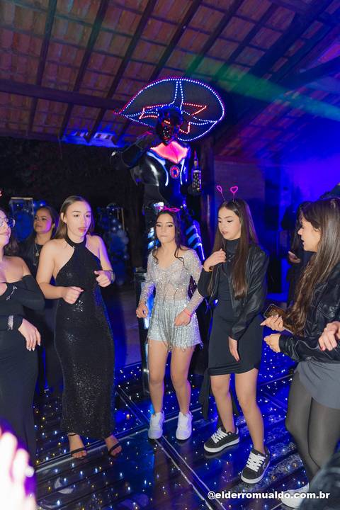 Fotógrafo - Casamentos - Pré Wedding - Ensaios - Aniversário de 15 anos - Debutante - Cambuí - Sul de Minas - Fotógrafo para Casamento - Bom Repouso - Cambuí - Senador Amaral - Estiva - Camanducaia. Fotógrafo - Borda da Mata.'