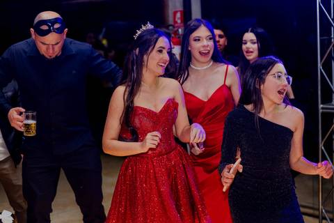 Fotógrafo - Casamentos - Pré Wedding - Ensaios - Aniversário de 15 anos - Debutante - Cambuí - Sul de Minas - Fotógrafo para Casamento - Bom Repouso - Cambuí - Senador Amaral - Estiva - '