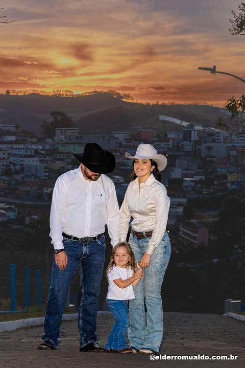 Fotografo para Casamento-Bom Repouso-Cambui-Senador Amaral-estiva-camanducaia-Corrego Bom Do Jesus-Borda da Mata-Tocos do Mogim- minas Gerais'