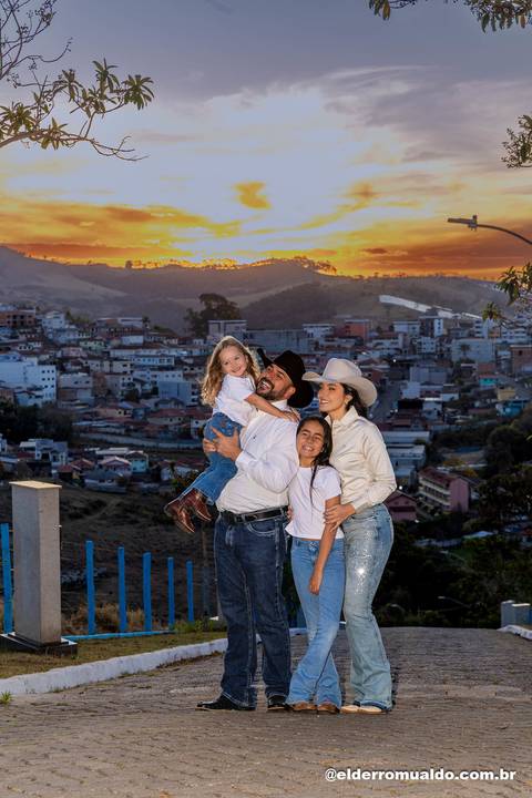 Fotografo para Casamento-Bom Repouso-Cambui-Senador Amaral-estiva-camanducaia-Corrego Bom Do Jesus-Borda da Mata-Tocos do Mogim- minas Gerais'