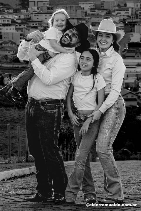 Fotografo para Casamento-Bom Repouso-Cambui-Senador Amaral-estiva-camanducaia-Corrego Bom Do Jesus-Borda da Mata-Tocos do Mogim- minas Gerais'