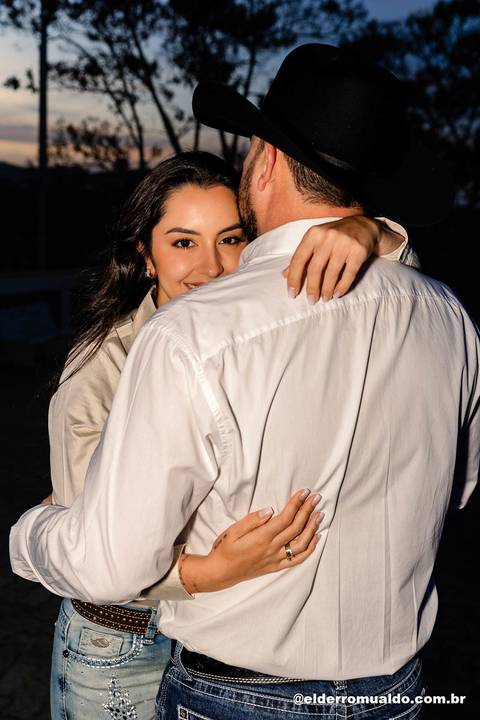 Fotografo para Casamento-Bom Repouso-Cambui-Senador Amaral-estiva-camanducaia-Corrego Bom Do Jesus-Borda da Mata-Tocos do Mogim- minas Gerais'