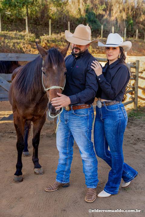 Fotografo para Casamento-Bom Repouso-Cambui-Senador Amaral-estiva-camanducaia-Corrego Bom Do Jesus-Borda da Mata-Tocos do Mogim- minas Gerais'