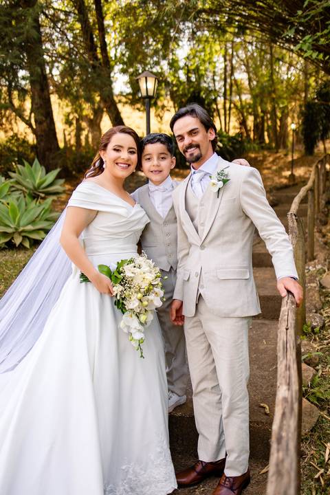 Fotografo para Casamento-Bom Repouso-Cambui-Senador Amaral-estiva-camanducaia-Corrego Bom Do Jesus-Borda da Mata-Tocos do Mogim- minas Gerais'
