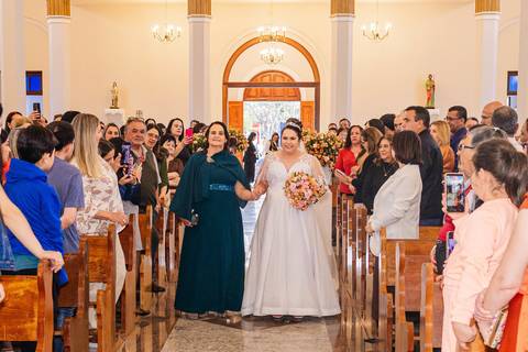 Fotografo para Casamento-Bom Repouso-Cambui-Senador Amaral-estiva-camanducaia-Corrego Bom Do Jesus-Borda da Mata-Tocos do Mogim- minas Gerais'