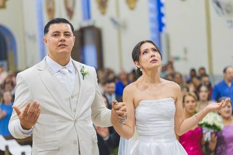 Fotografo para Casamento-Bom Repouso-Cambui-Senador Amaral-estiva-camanducaia-Corrego Bom Do Jesus-Borda da Mata-Tocos do Mogim- minas Gerais'