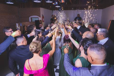 Fotografo para Casamento-Bom Repouso-Cambui-Senador Amaral-estiva-camanducaia-Corrego Bom Do Jesus-Borda da Mata-Tocos do Mogim- minas Gerais'