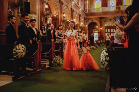 noiva casamento no interios tatui fotografo  Paróquia santuário Nossa Senhora da Conceição, a igreja da Matriz de Tatuí'