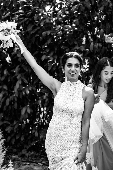 Ariane, radiante, em plena celabraçao'