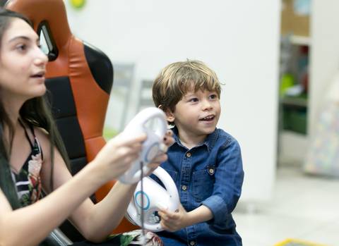 Pietro fez 4 em Kid mais buffet infantil'