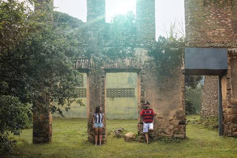 Pré Wedding Carol e Diego nas ruínas em Mangaratiba-RJ'