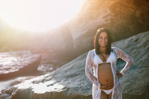 Book fotográfico de gestante em ensaio externo-Grumari'