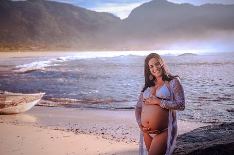 Ensaio de gestante em praia de grumari/RJ'