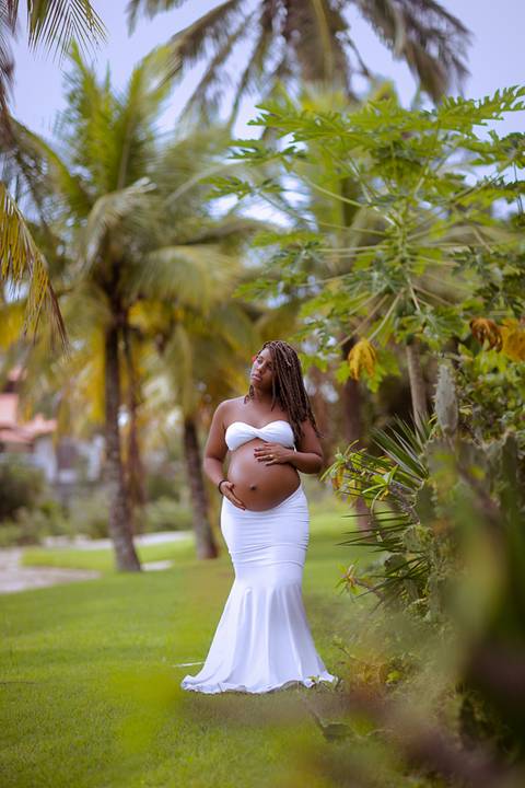 Ensaio gestante externo  de gestante feito em Camboinhas-RJ'