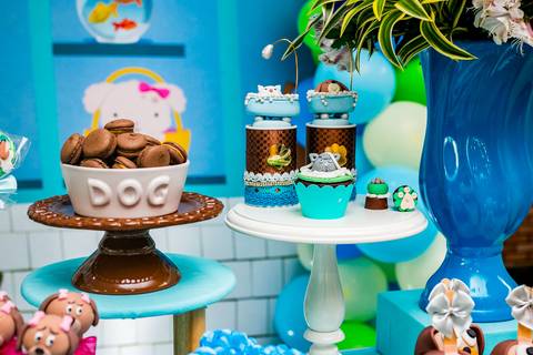 Pet shop decoração em mostra festiva no Valqueire'