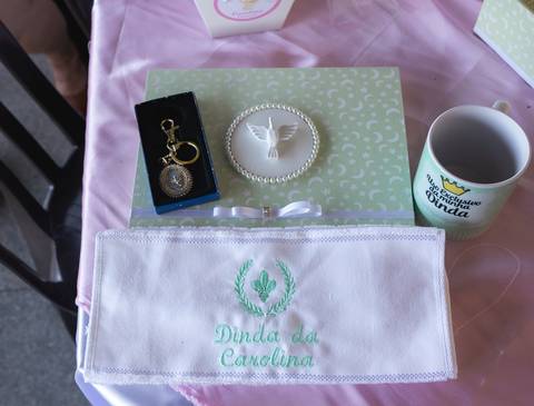 Caixa de presentes para o padrinho em recepção batizado-glória-fotografia de família'