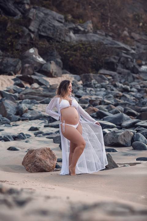 ensaio de gestante externo na praia-prainha RJ'