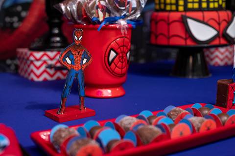 decoração mesa em casa de festas kids club-bangu'