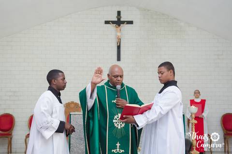 Thaís camara fotografia, cobertura de batismo infantil, cerimônia religiosa, rio de janeiro, rj. Paróquia Santa Teresinha, Urucânia.
Batizado de menina.'