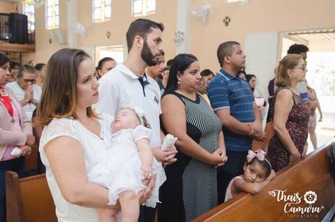 Thaís camara fotografia, cobertura de batismo infantil, cerimônia religiosa, rio de janeiro, rj. Paróquia Santa Teresinha, Urucânia.
Batizado de menina.'
