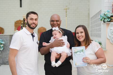 Thaís camara fotografia, cobertura de batismo infantil, cerimônia religiosa, rio de janeiro, rj. Paróquia Santa Teresinha, Urucânia.
Batizado de menina.'