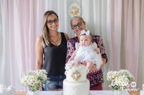 Thaís camara fotografia, cobertura de batismo infantil, cerimônia religiosa, rio de janeiro, rj. Paróquia Santa Teresinha, Urucânia.
Batizado de menina.
Bolo de batizado, bolo de batismo, bolo decorado rj, Ateliê Thati Ribeiro, cake designer RJ'