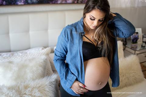 foto de gravida feita no proprio quarto'