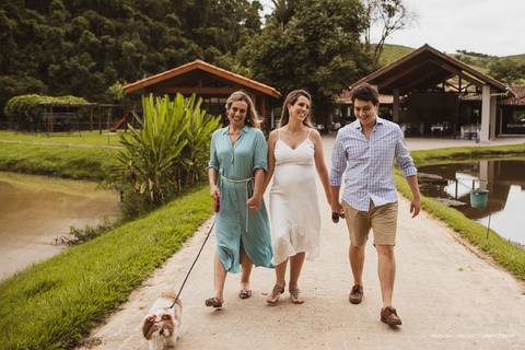 Ensaio gestante com a mãe e pai '