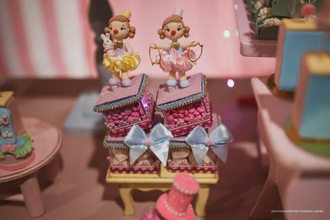 Doces personalizados tema circo '
