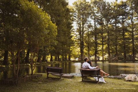 Ensaio pré-wedding ao ar livre '