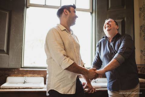 ensaio pre casamento de meninos'