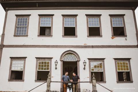 foto de dois homens para casamento '