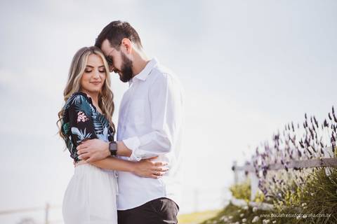 fotografia de casal em ensaio pre casamento em campos do jordao sp'