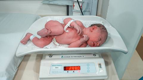 E ai está meu peso 2,990kg de pura gostosura.'