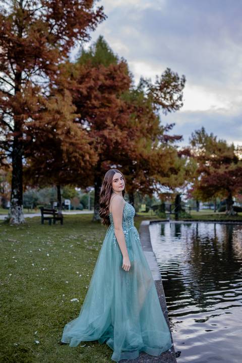 Isabella Machado Neumann - Ensaio Fotografico Gramado - Ester e Micael Foto - Ensaio Luxuoso - Ensaio Debutante'