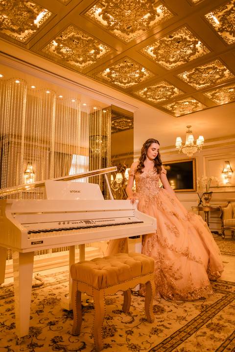 Isabella Machado Neumann - Ensaio Fotografico Gramado - Ester e Micael Foto - Ensaio Luxuoso - Ensaio Debutante'