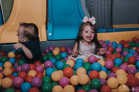 Aniversário infantil; Mig Eventos; Aniversário de criança; Fotografia infantil; Fotografia de família; São Leopoldo;  Casa de festa de são leopoldo; Fotografo infantil são leopoldo; Festança Kids; Fotografo de Canoas; Festejar; ForKids;'