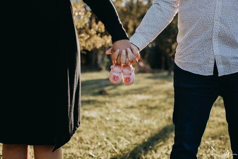 Ensaio Gestante; Mãe de Menina; Fotografia gestante; Fotografia gestante São Leopoldo; Fotografia gestante; Fotografia de família; São Leopoldo; Fotografia com animais; Ensaio de família; Gravidez;'
