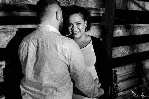 Ensaio Gestante; Mãe de Menina; Fotografia gestante; Fotografia gestante São Leopoldo; Fotografia gestante; Fotografia de família; São Leopoldo; Fotografia com animais; Ensaio de família; Gravidez;'